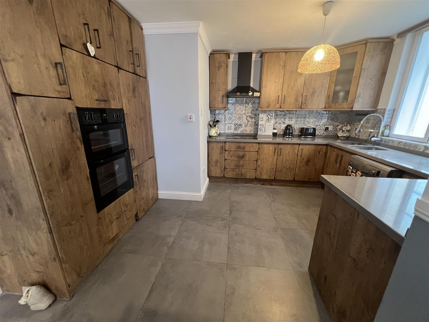 Image of Apartment - 4 Bedrooms - 2 Bathrooms for Sale in Sunset Close-Gibraltar, Image 26